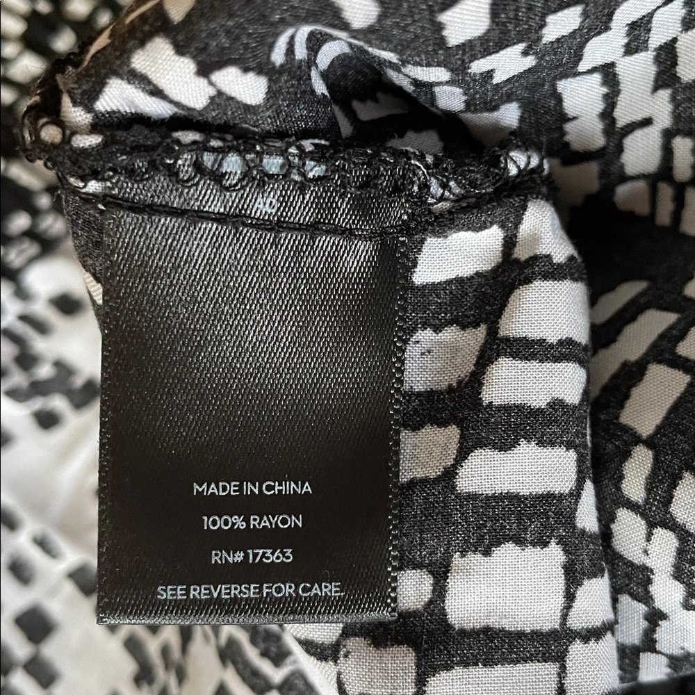 Simply Vera Vera Wang Wide Leg Pants Womens 2X Black White Patchwork Print Boho - Picture 7 of 9
